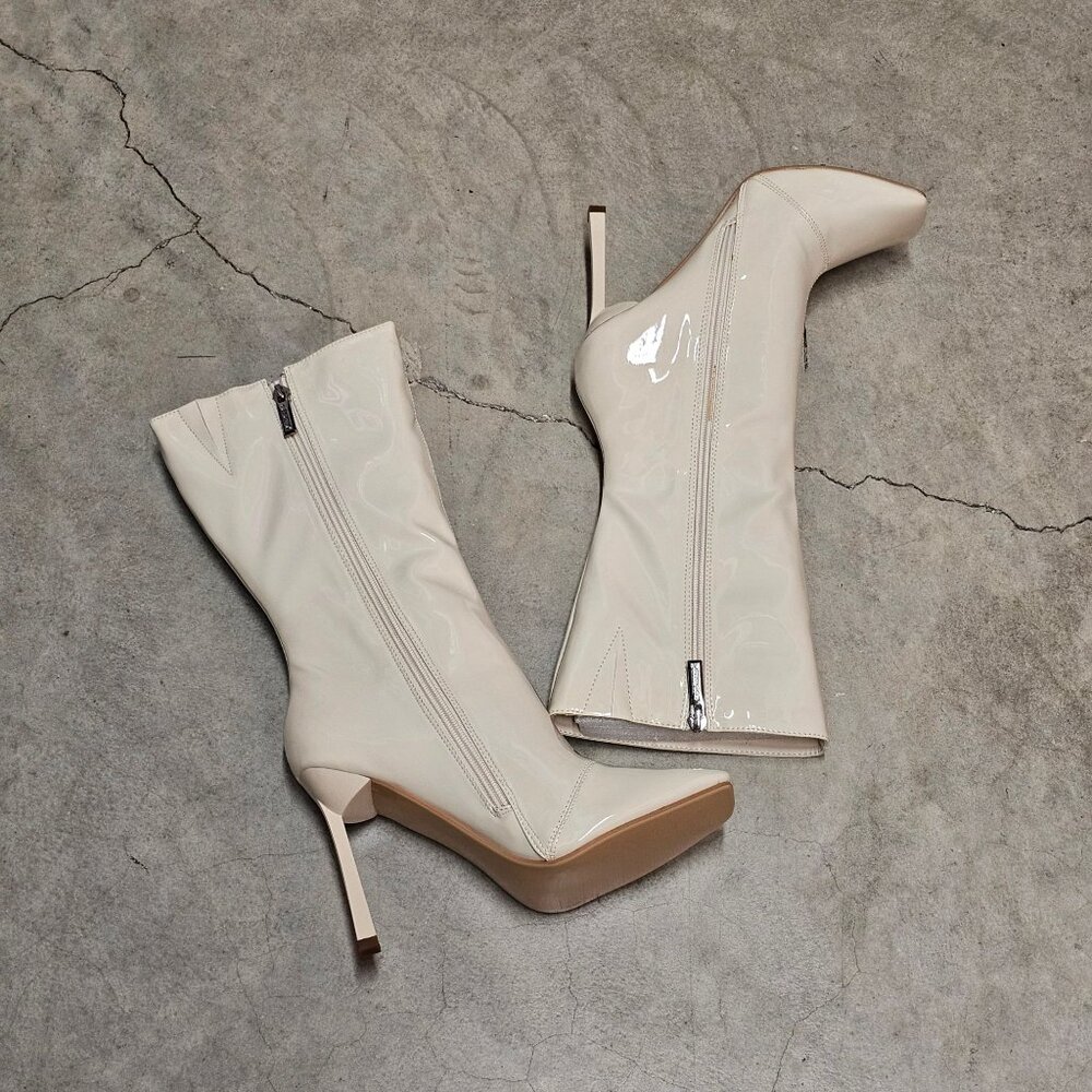 Off White Patent Leather Knee-High Stiletto Heel Boots With Side Zippers Square - Picture 3 of 6